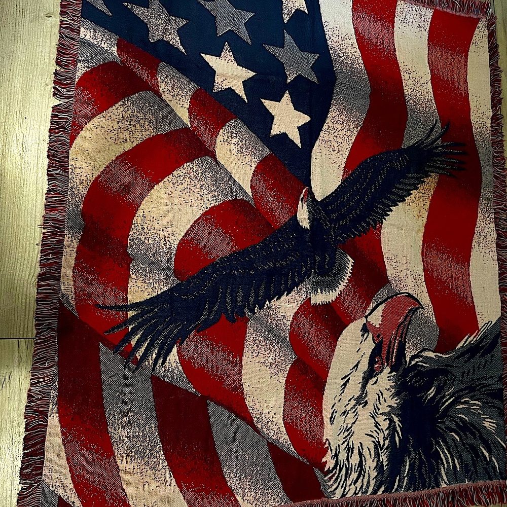 Patriotic Throw with The American Eagle w/Stars & Stripes